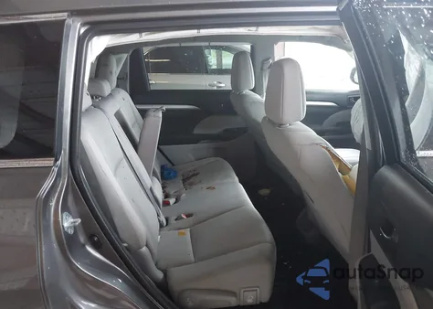 2017 Toyota Highlander Le from USA, damaged, VIN 5TDBZRFH6HS386710